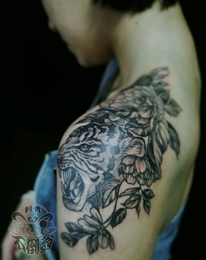 心有猛虎，细嗅蔷薇纹身图片_素花纹身图案