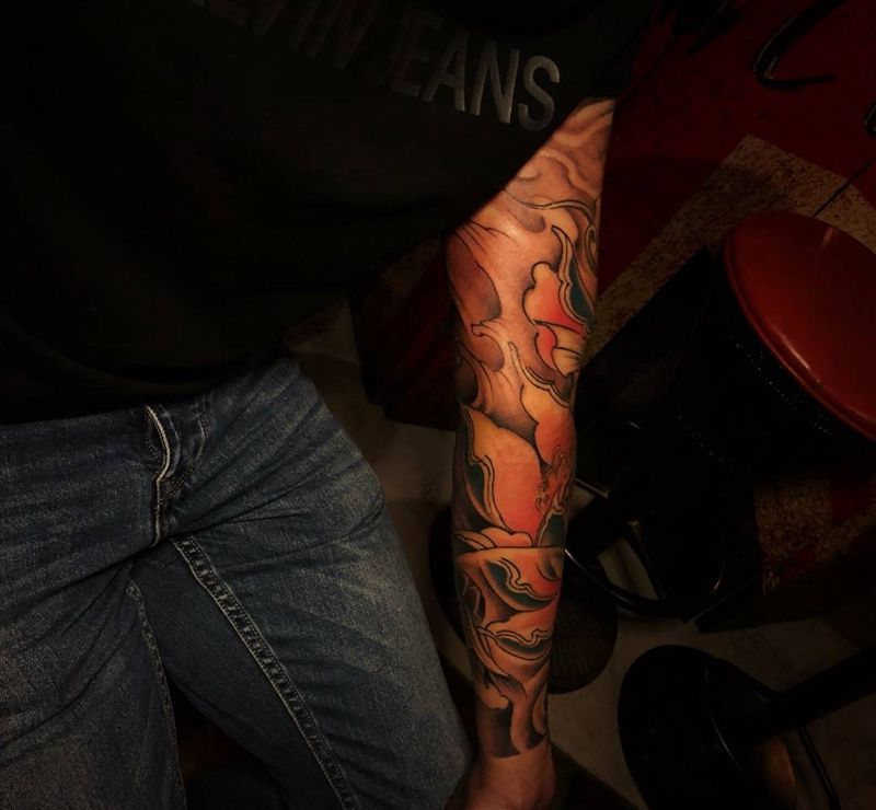 鲤鱼花臂纹身图片