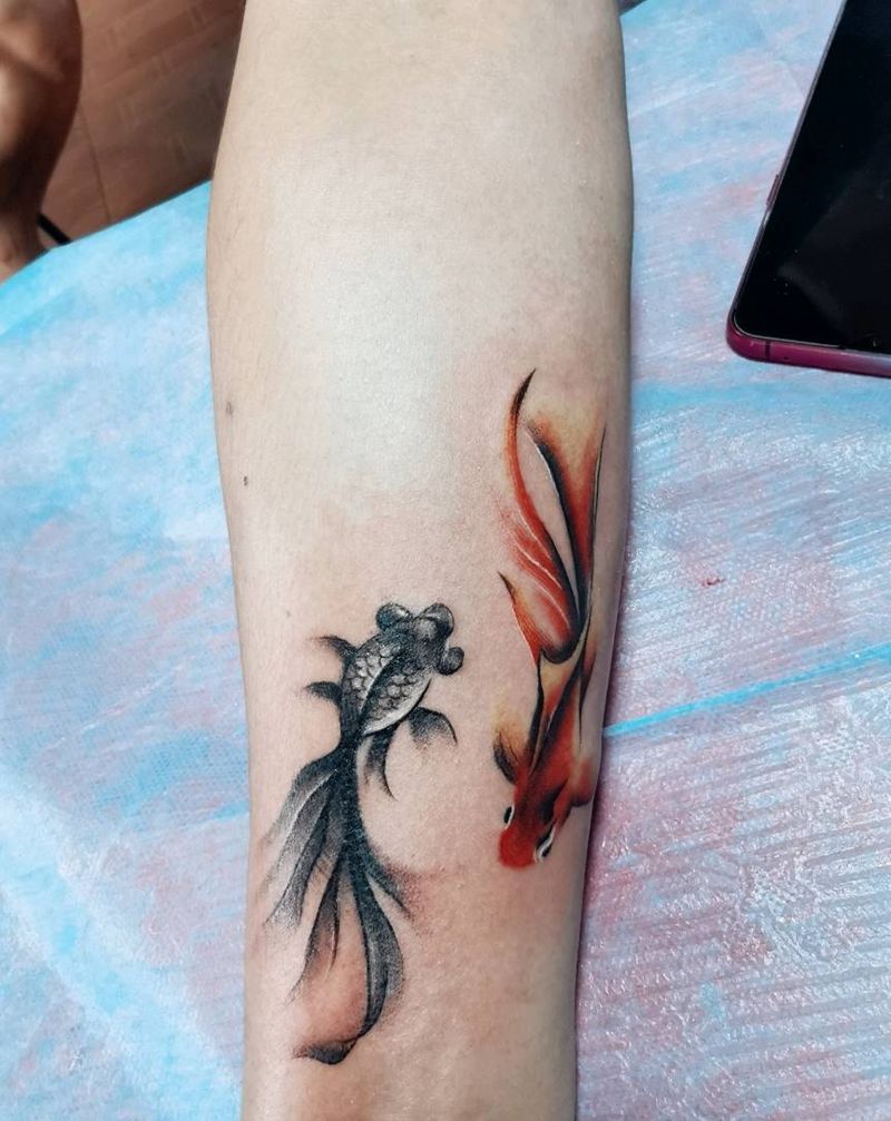 双鱼纹身图片_手臂水墨水彩纹身图案