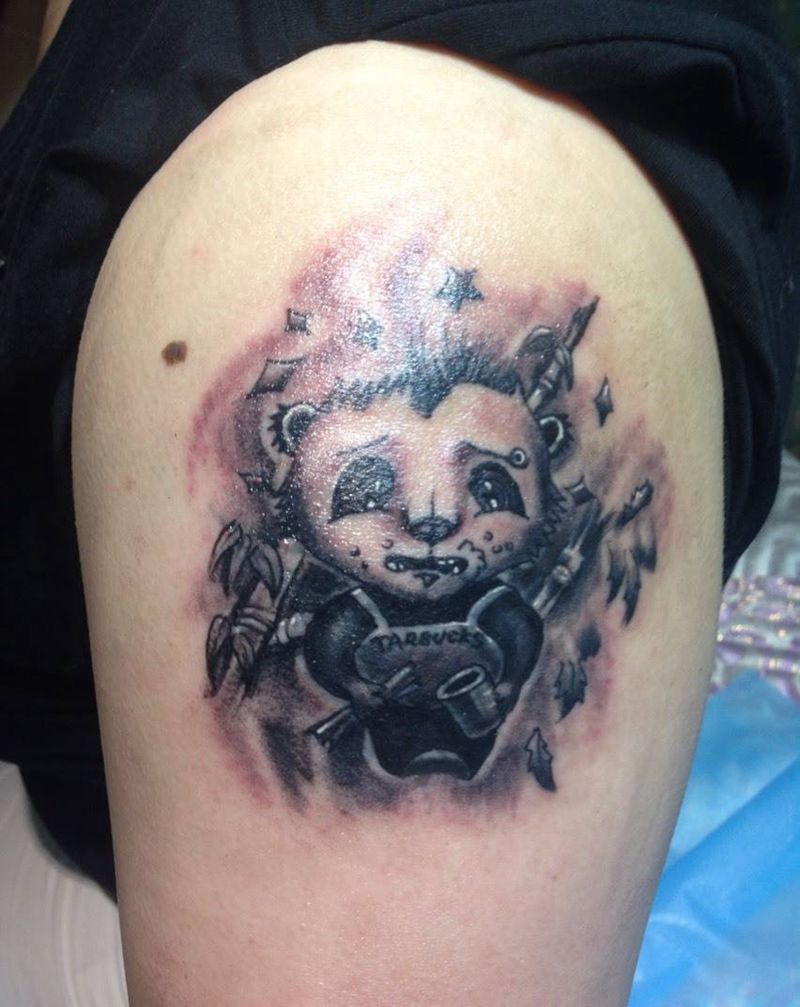 摇滚小熊猫纹身图片_成品肩部纹身图案