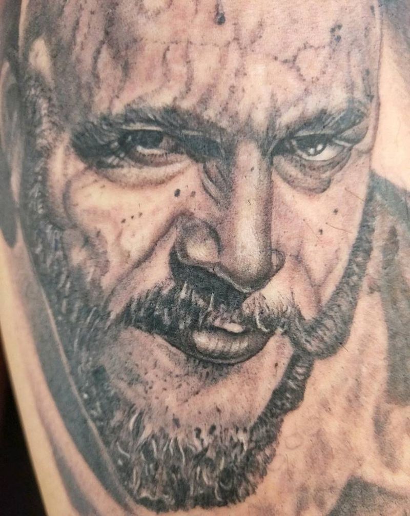 人物肖像纹身图片_腿部脚部欧美写实纹身图案