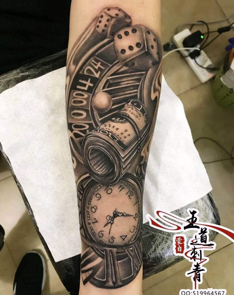 写实纹身图片_手臂手部欧美写实新传统美元写实花臂纹身图案