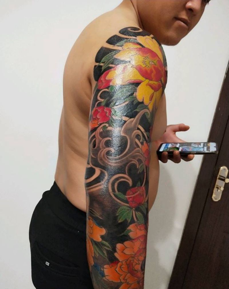 传统花臂纹身图片_手臂老传统纹身图案