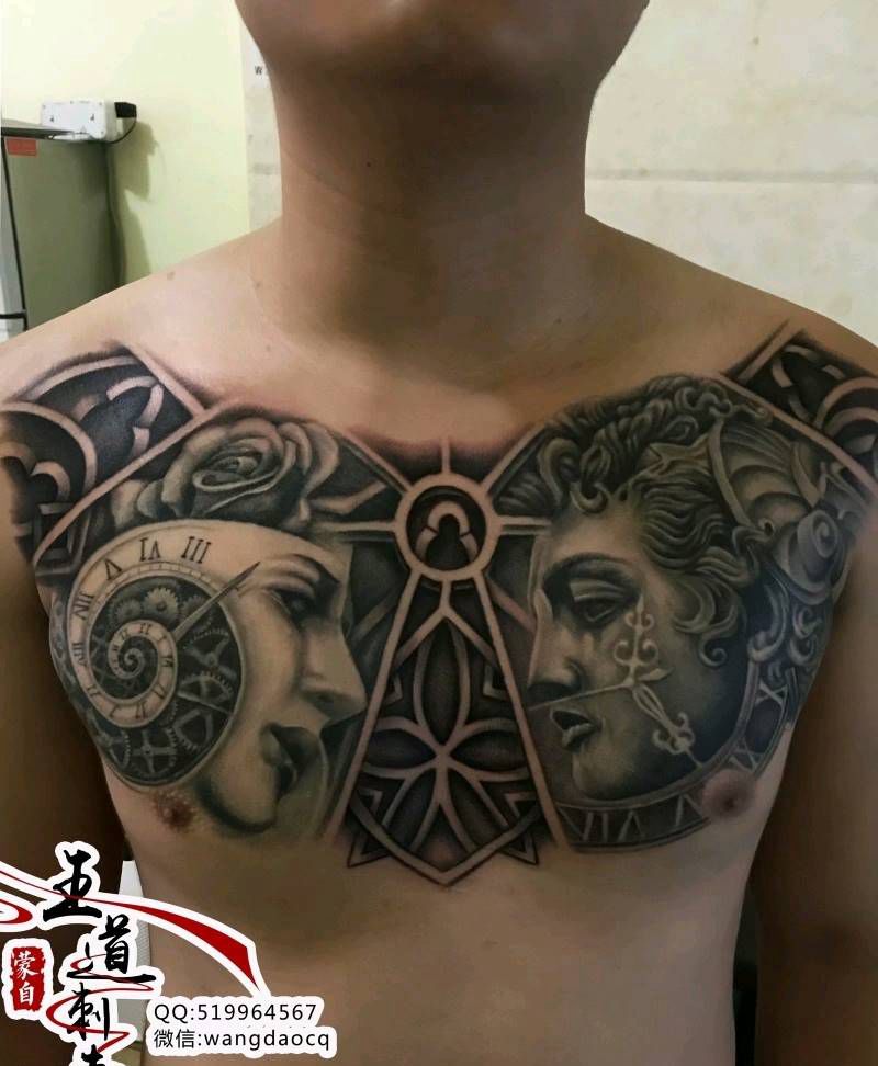 花胸纹身图片_肩部欧美写实新传统花胸圣母耶稣纹身图案