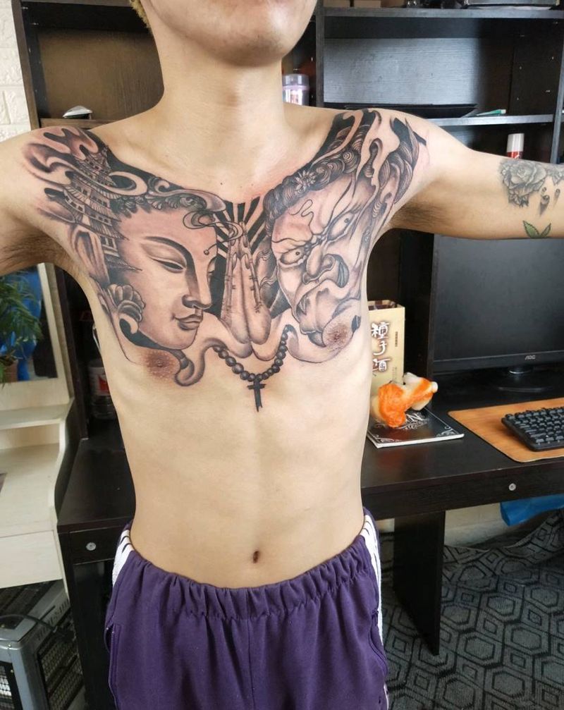 花胸纹身图片_新传统纹身图案