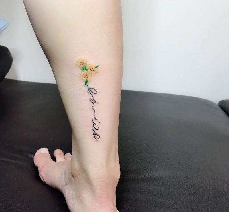 小菊花纹身图片