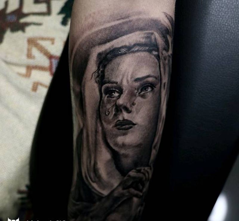 圣母纹身图片_手部手臂欧美写实纹身图案