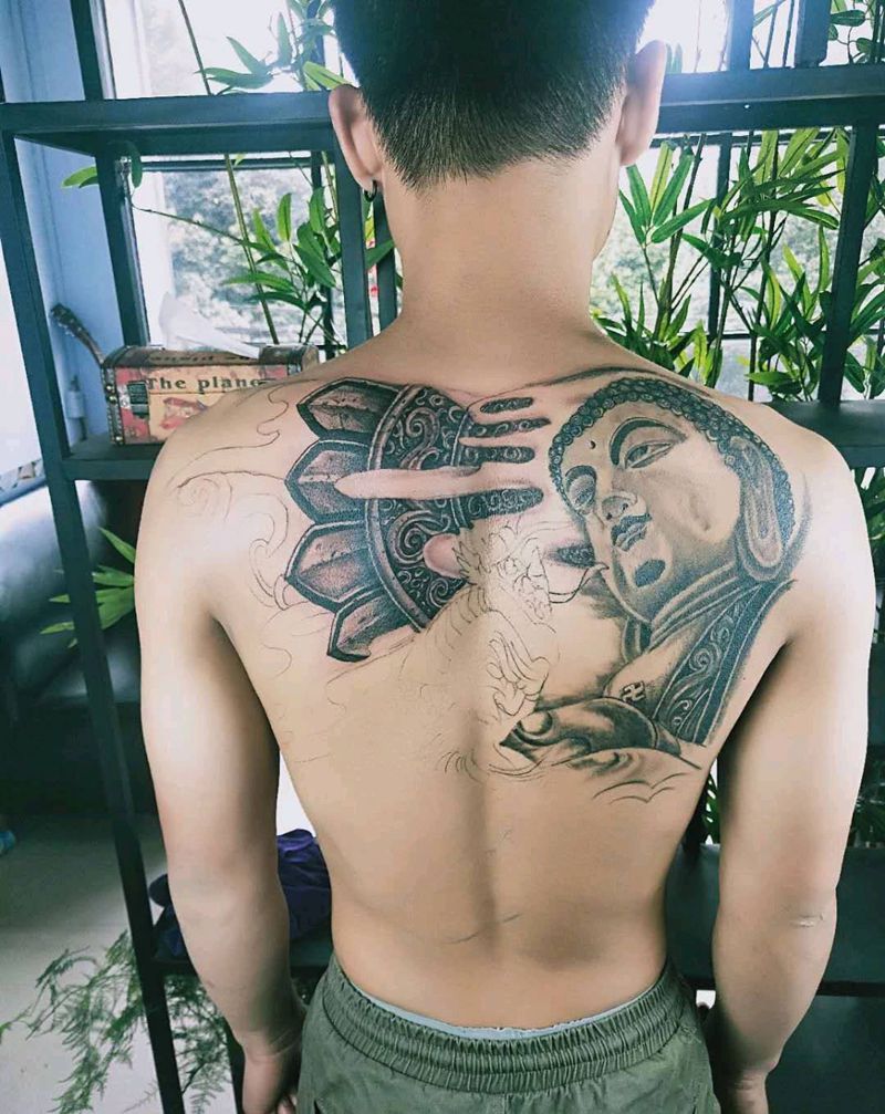 上斗战胜佛》纹身图片