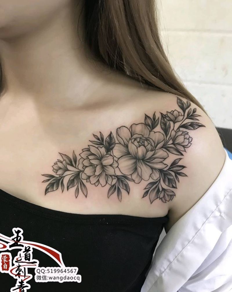 素花纹身图片_胸部肩部欧美写实新传统素花肩花玫瑰纹身图案