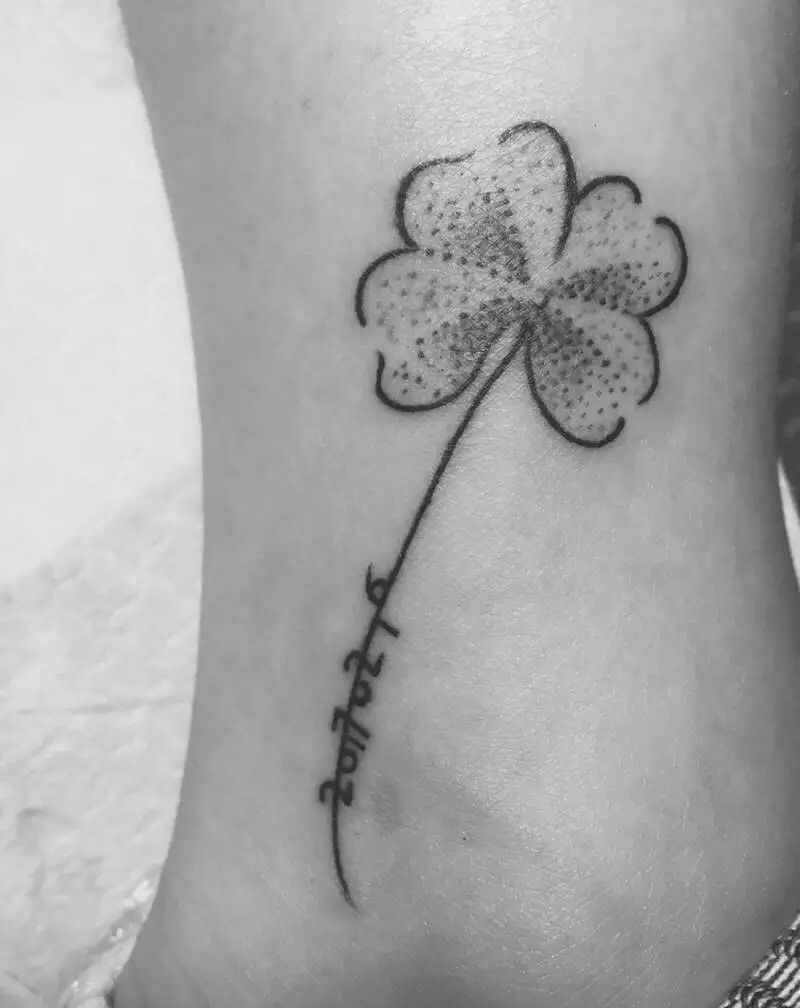 数字四叶草纹身图片