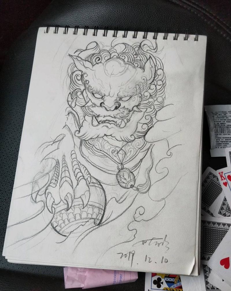 唐狮纹身图片_肩部背部新传统纹身图案