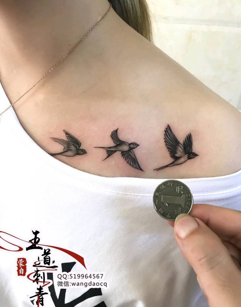 燕子纹身图片_肩部颈部水彩New School燕子小清新锁骨纹身图案