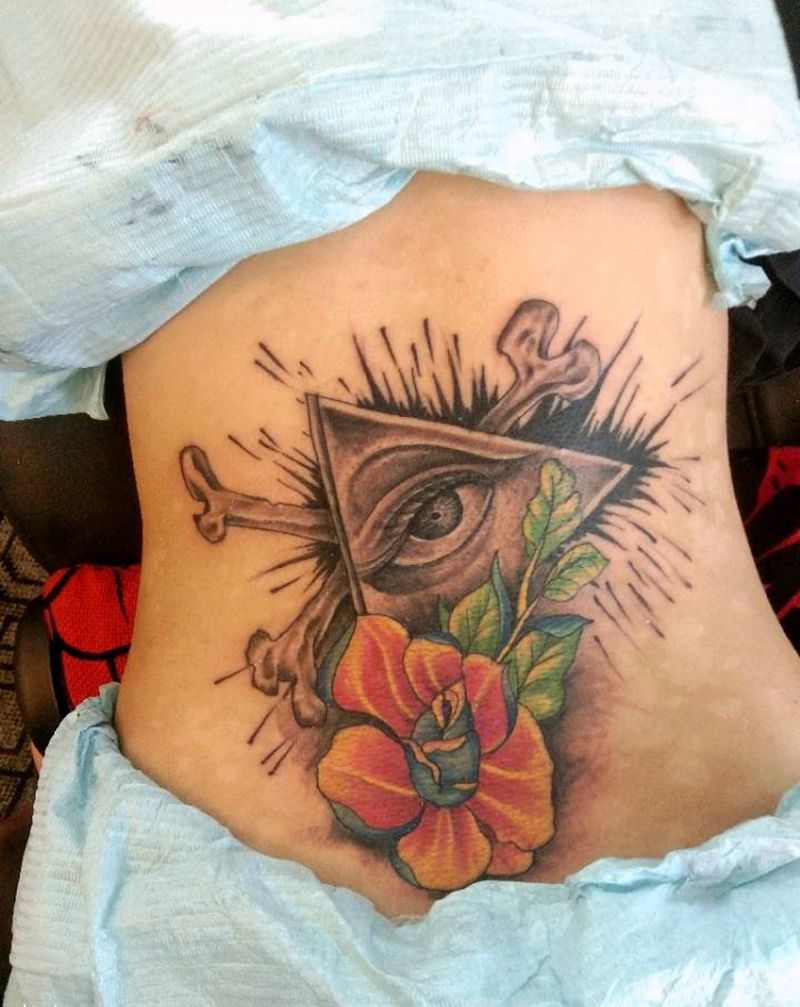 天使之眼纹身图片