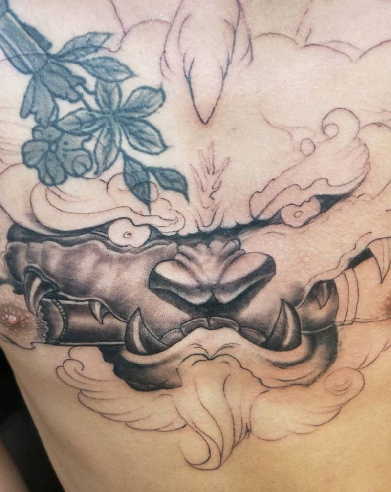 貔貅纹身图片_胸部欧美写实纹身图案