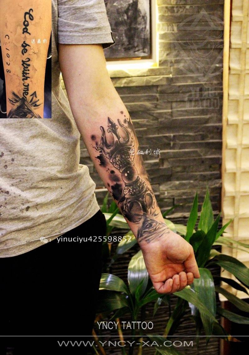 原创降魔杵遮盖纹身图片_成品手臂国画原创艺奴刺域纹身图案