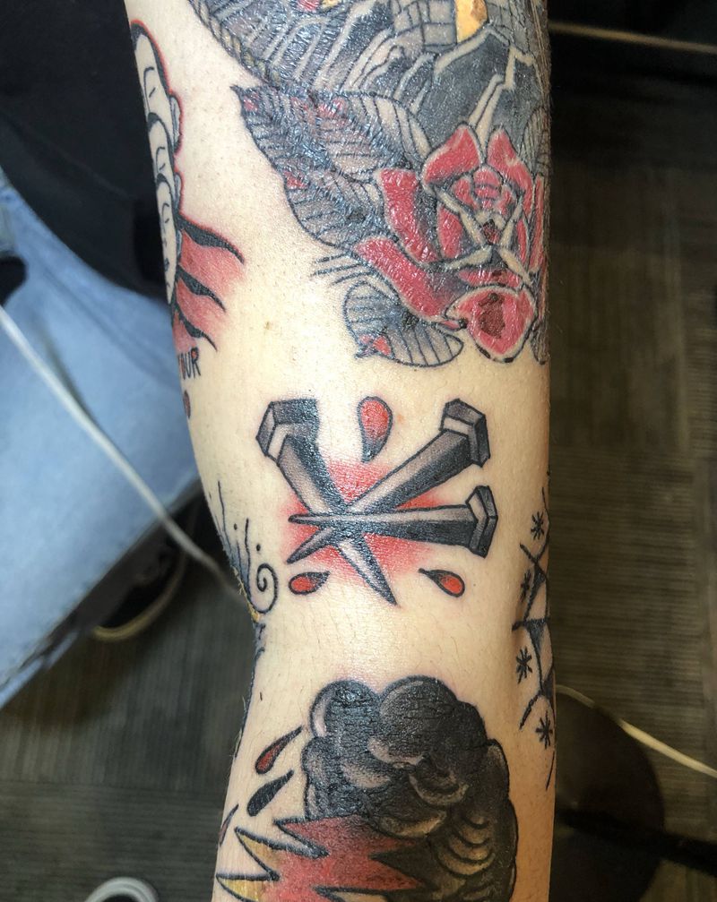 今日的填空纹身图片_手臂Old School纹身图案