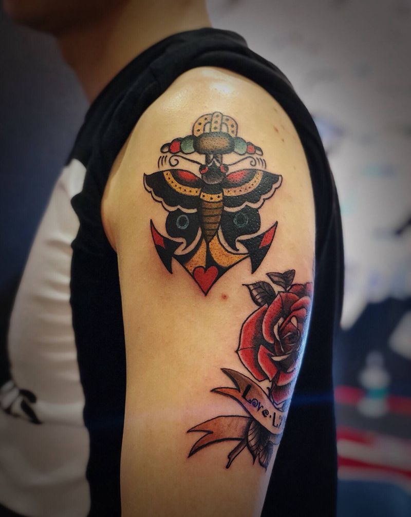 拼接搞起来纹身图片_手部Old School纹身图案