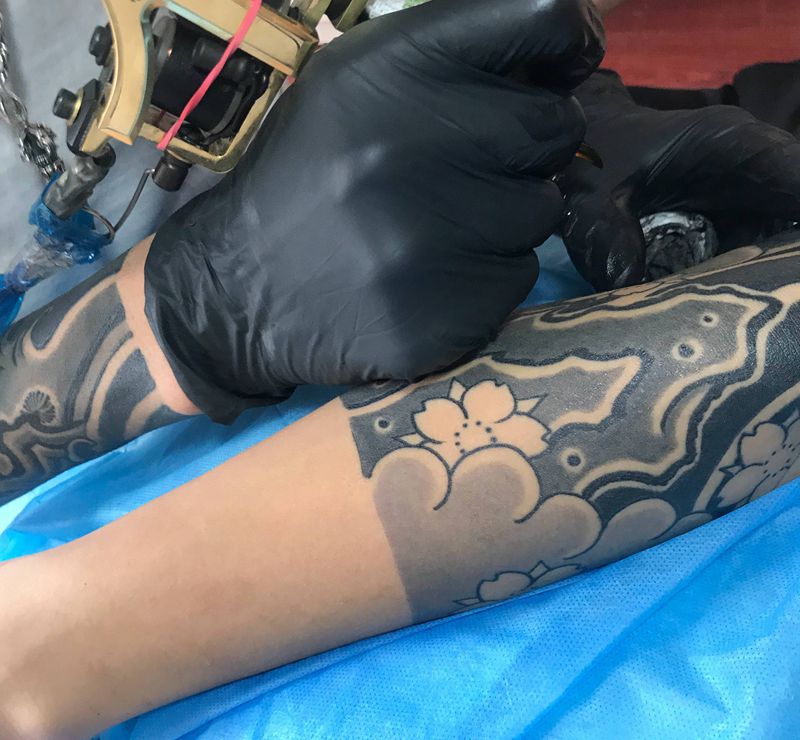 七分纹身图片_手臂老传统纹身图案