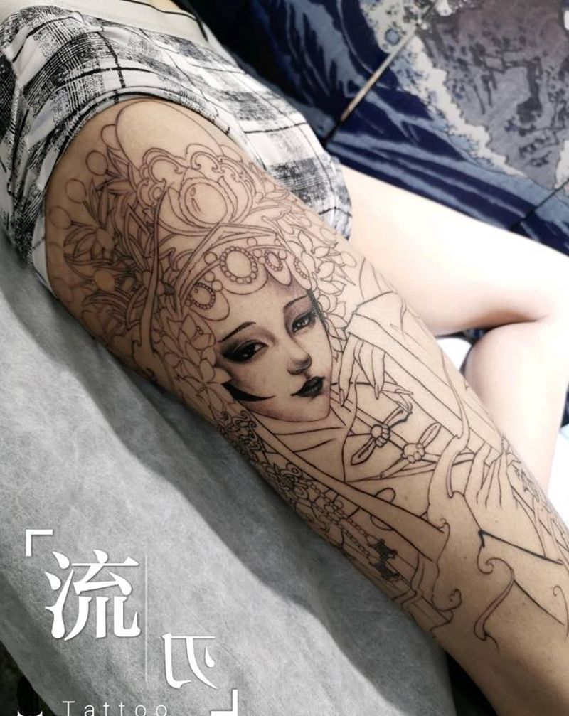 花旦勾线纹身图片_臀部腿部新传统纹身图案