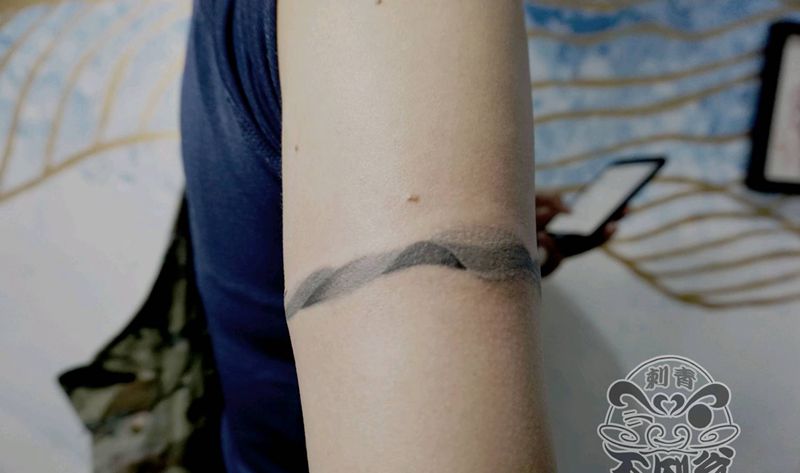 意识流纹身图片_意识流纹身图案