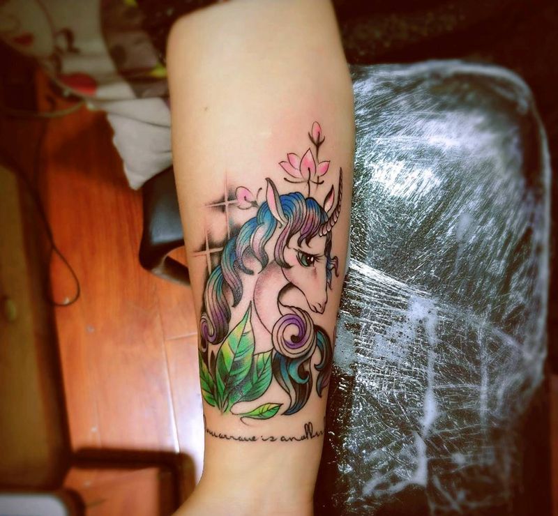 独角兽半成品纹身图片_欧美清新动物纹身图案