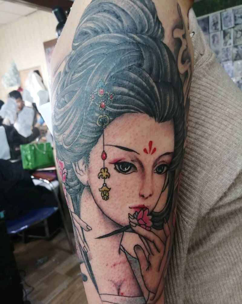 上次上臂艺妓纹身图片_手臂新传统艺妓纹身图案