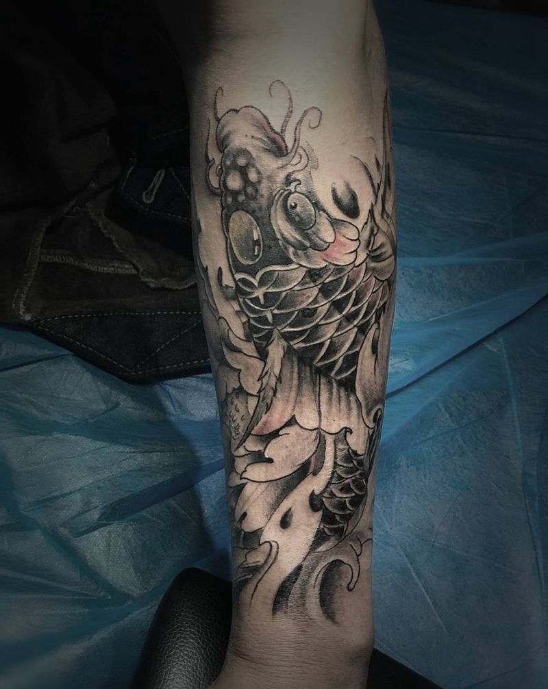 小臂鲤鱼纹身图片_成品手臂传统动物纹身图案