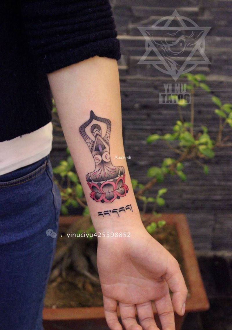 小臂纹身图片_成品手臂艺奴刺域纹身图案