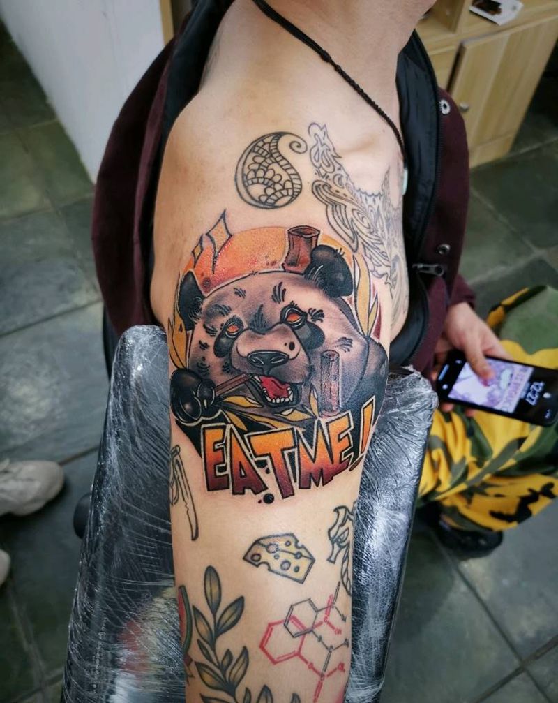 new school熊猫纹身图片_肩部New School纹身图案