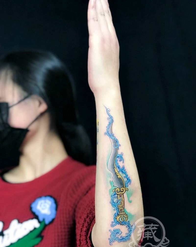 藏式水波利刃纹身图片
