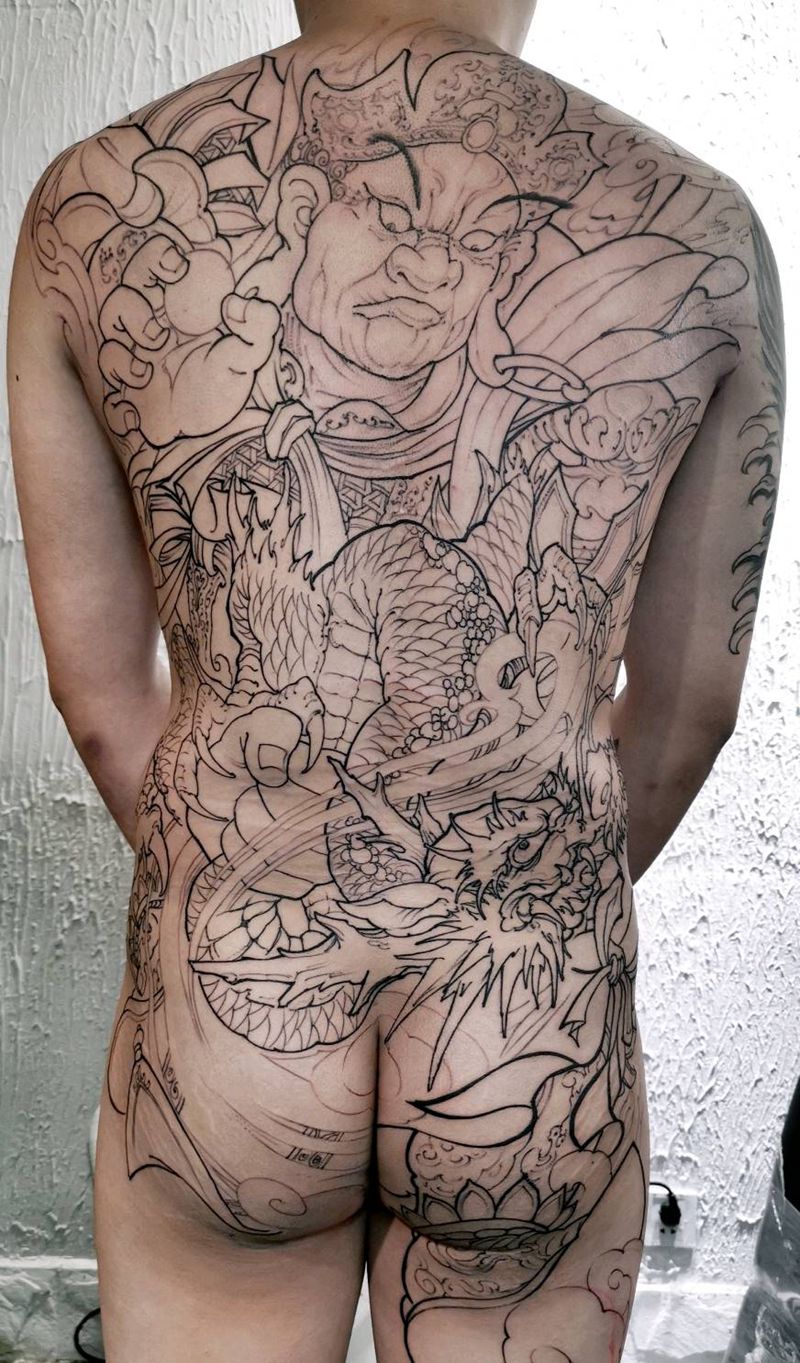 天王御龙纹身图片_背部新传统纹身图案