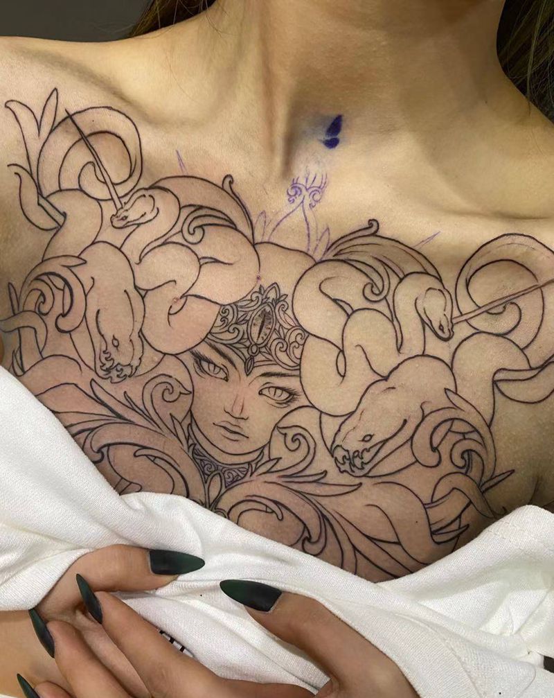 美杜莎纹身图片_胸部New School美杜莎花胸纹身图案