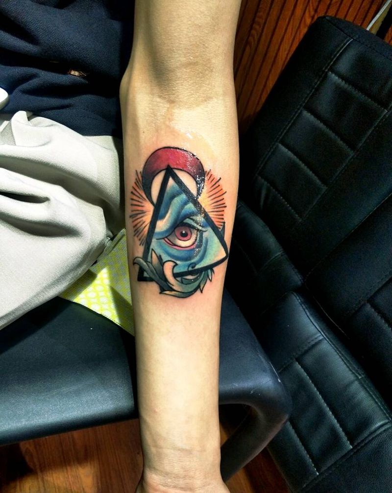 上帝之眼纹身图片_手臂欧美几何宗教成品纹身图案