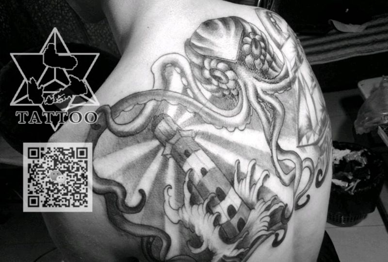 旧图添加纹身图片_背部欧美大理六刺青成品纹身图案