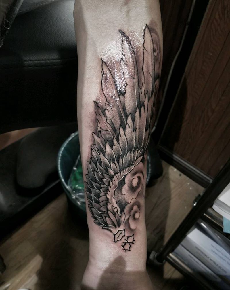 翅膀纹身图片
