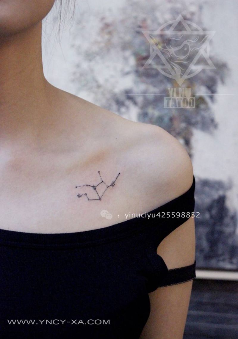 小清新纹身图片_成品肩部清新艺奴刺域纹身图案