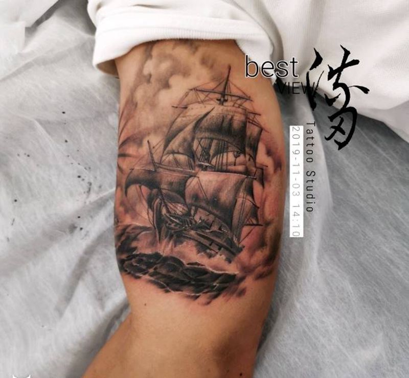 帆船纹身图片_手臂欧美写实纹身图案
