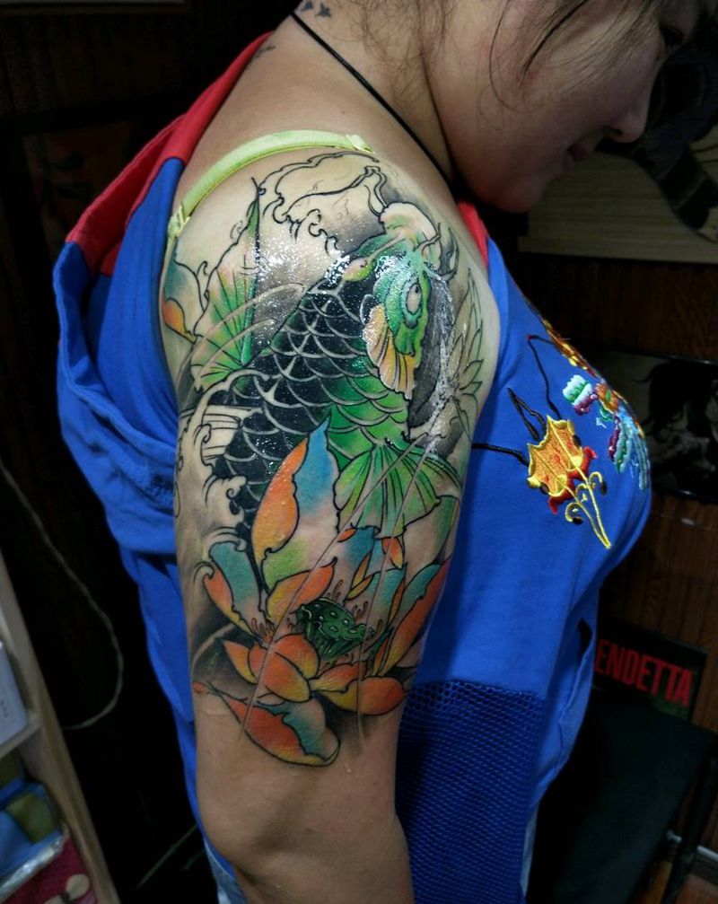 鲤鱼纹身图片_手臂传统动物成品纹身图案