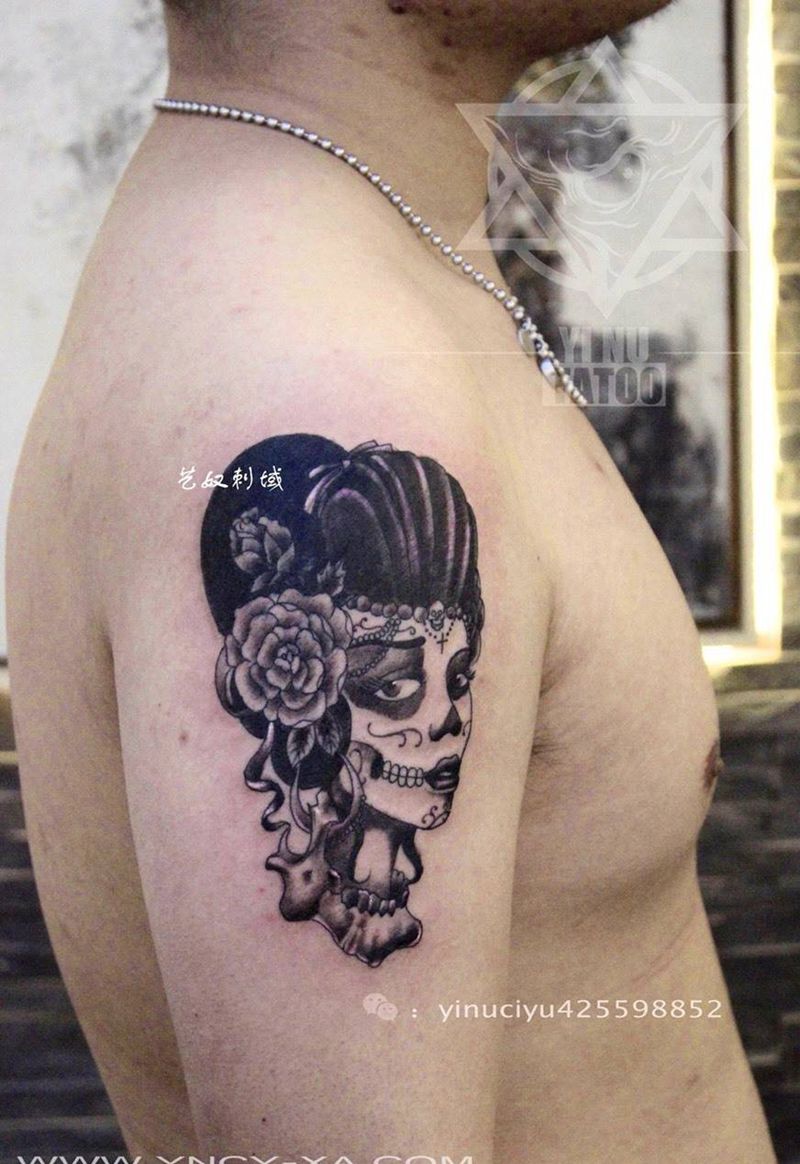欧美女郎纹身图片_成品手臂欧美人物艺奴刺域纹身图案