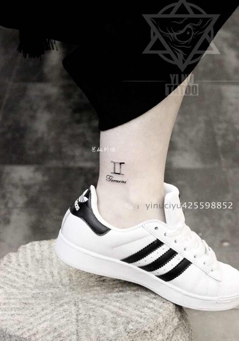 原创双子座点刺纹身图片_成品脚部清新原创艺奴刺域纹身图案