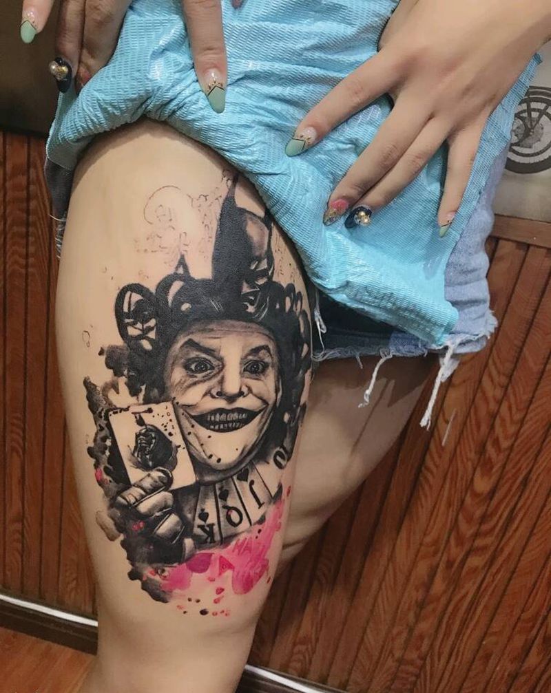 小丑纹身图片_腿部欧美肖像写实人物纹身图案