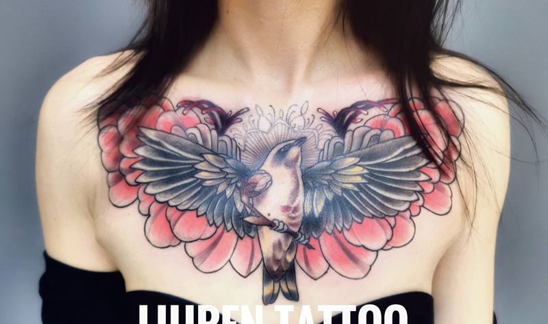 花胸纹身图片_胸部New School纹身图案