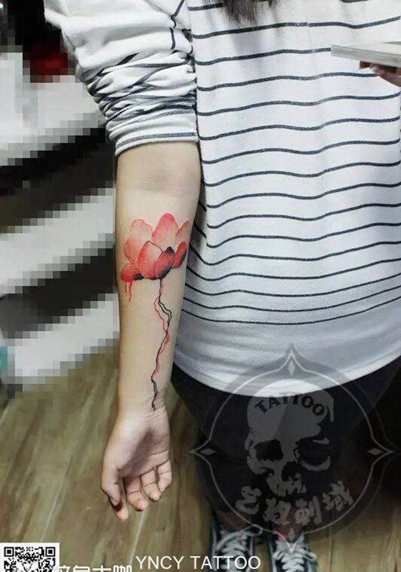 彩墨写意花纹身图片_成品手臂清新花纹身图案