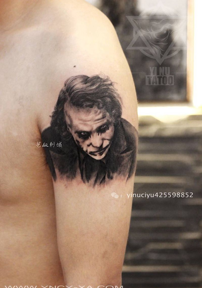 小丑纹身图片_成品手臂肖像艺奴刺域人物纹身图案