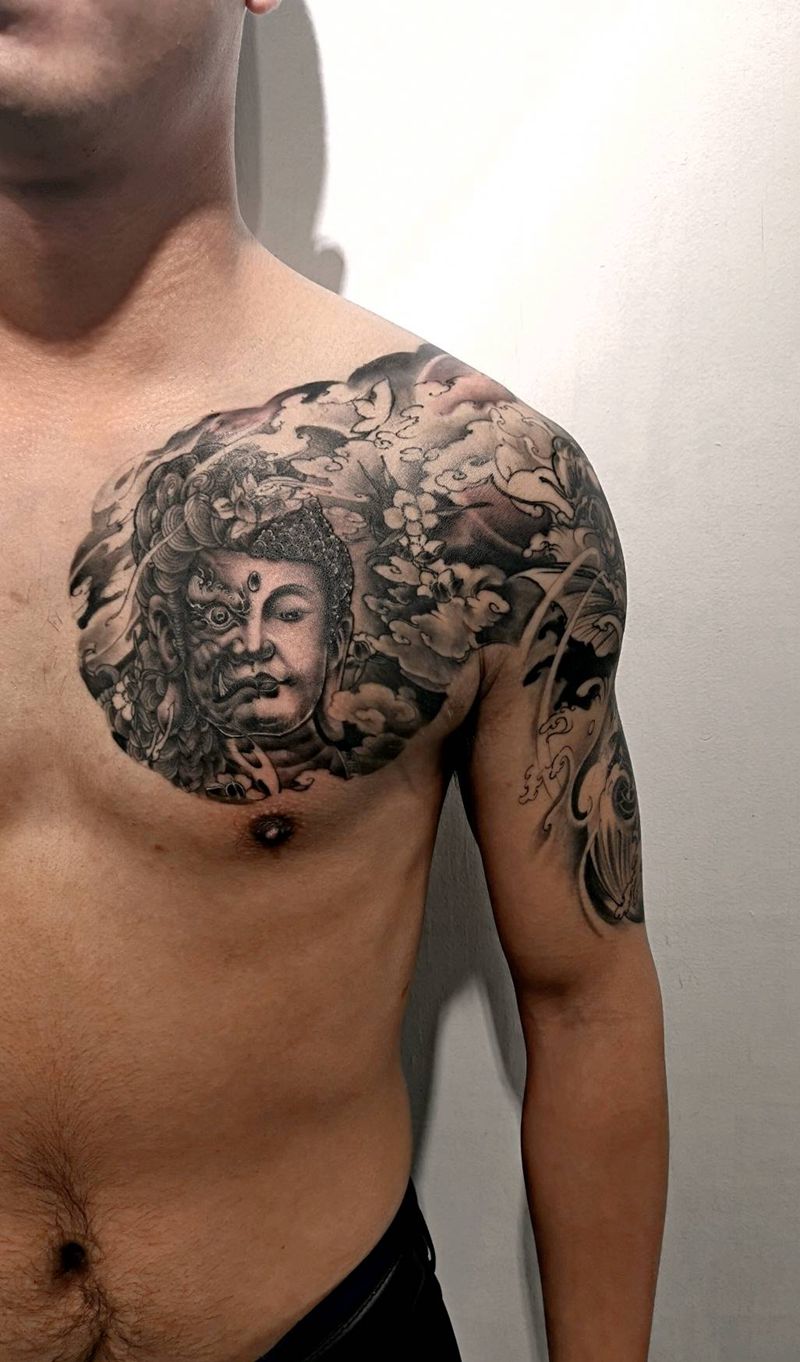 一念 半甲纹身图片_胸部肩部新传统纹身图案