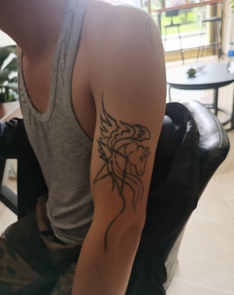 水墨羊遮盖纹身图片_手臂水墨遮盖纹身图案