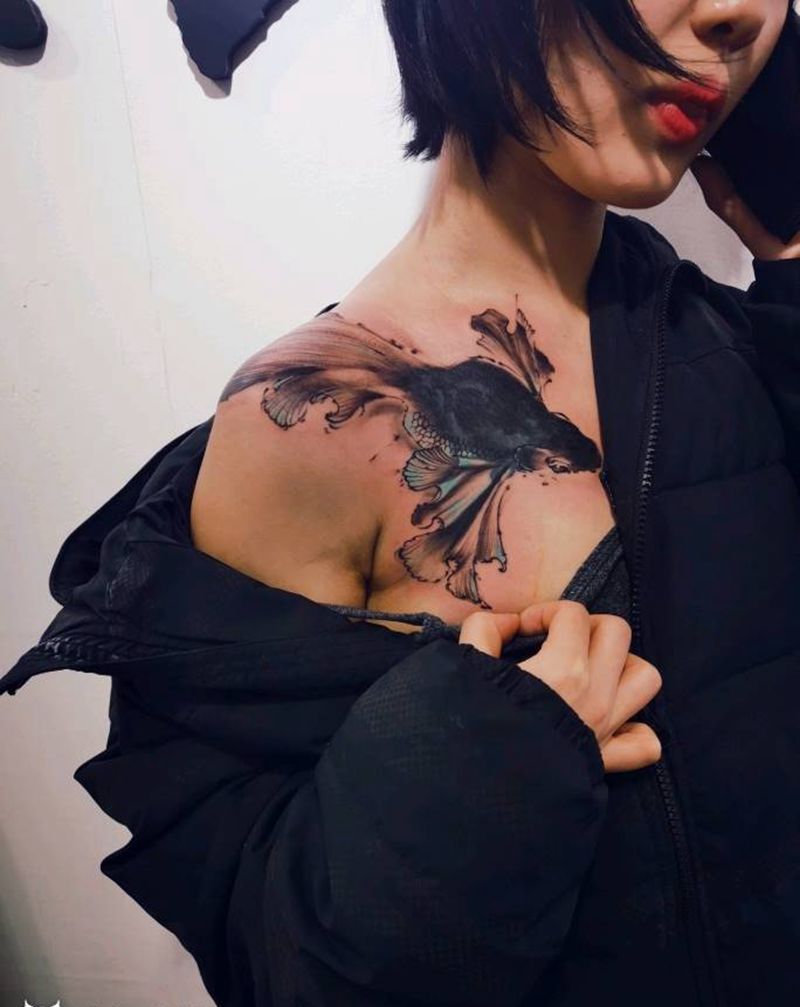 流金   遮盖纹身图片_肩部纹身图案