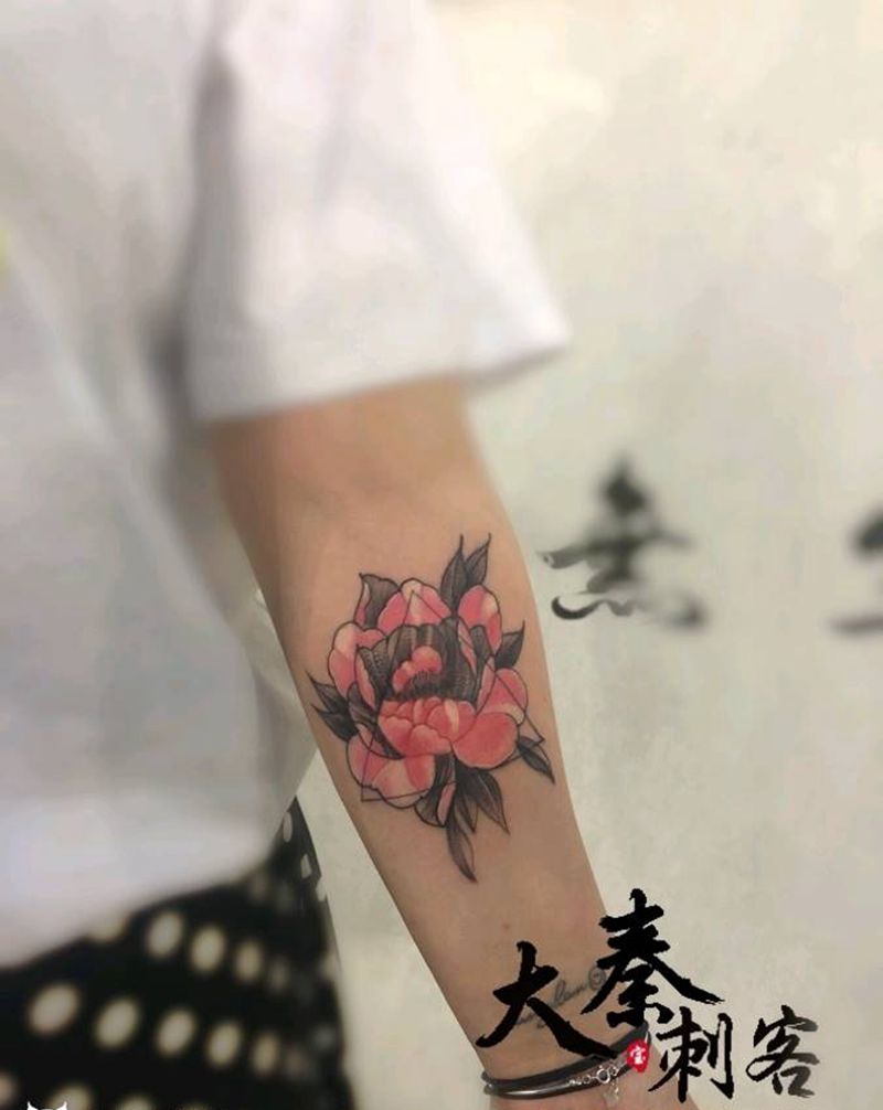 速花纹身图片_手臂臀部水墨老传统纹身图案