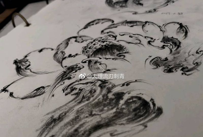 原创水墨手稿纹身图片_水墨新传统纹身图案
