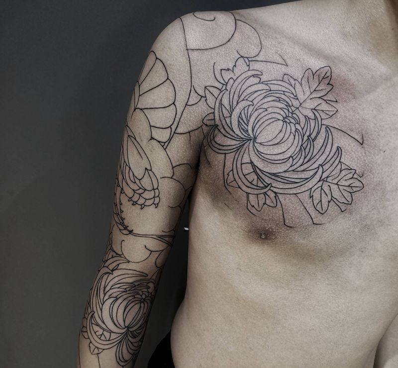 蛇七分袖纹身图片_手臂老传统蛇菊花纹身图案